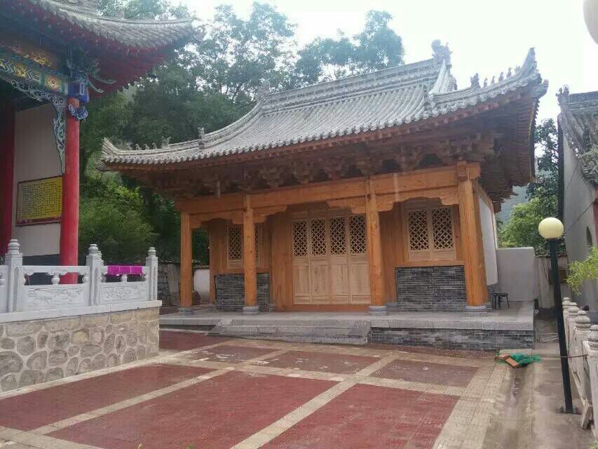 ľṹ04